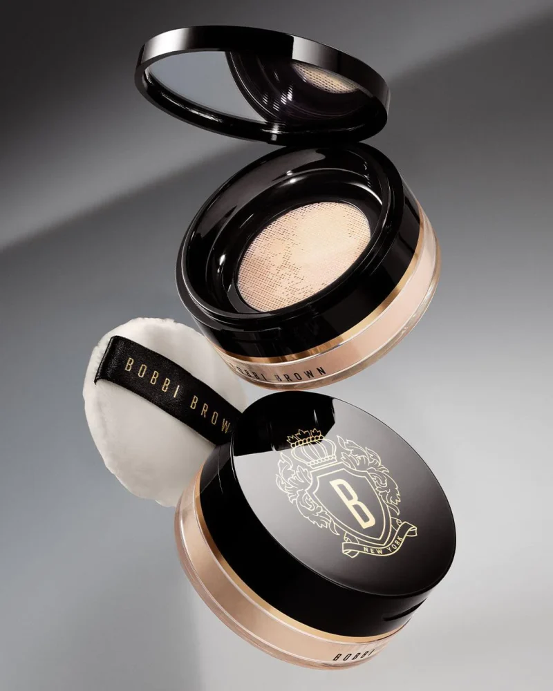 Bobbi Brown Luxe Radiance Loose Powder - Nude Glow Net Wt.35Oz./10g - Image 2