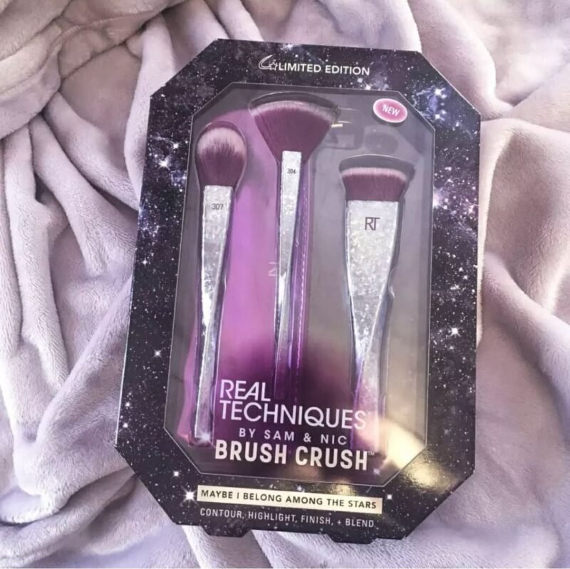 REAL TECHNIQUES Sam + Nic Brush Crush Maybe I Belong Among The Stars Collection - Image 3