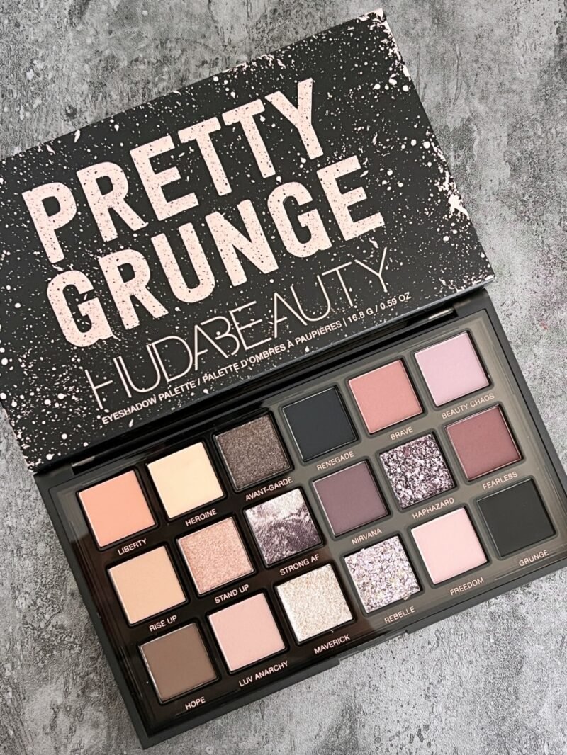 Huda Beauty Pretty Grunge Eyeshadow Palette (Authentic) - Image 4