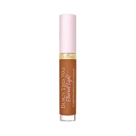 Too Faced Born This way Ethereal light Smoothing Concealer – Caramel Drizzle (5ml)