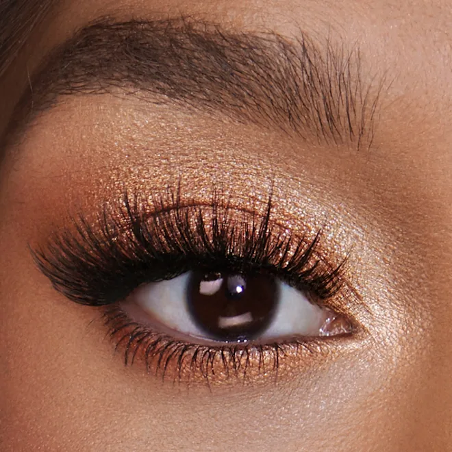 Charlotte Tilbury Luxury Eyeshadow Palette – The Queen Of Glow (5g) - Image 3