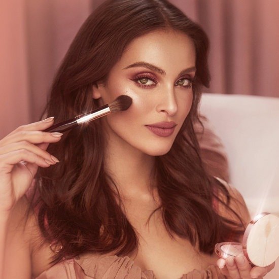 Charlotte Tilbury Pillow Talk Multi Glow Highlighter – Dream Light (7g) - Image 3