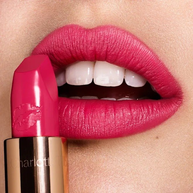 Charlotte Tilbury Matte Revolution Hot Lips Lipstick - Electric Poppy - Image 2