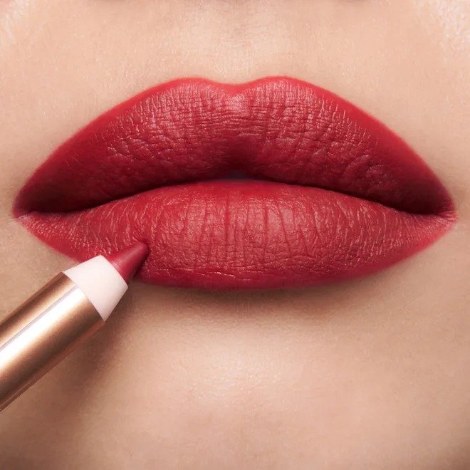 Charlotte Tilbury Lip Cheat Lip Liner Shade – Red Carpet Red (1.2g) - Image 2